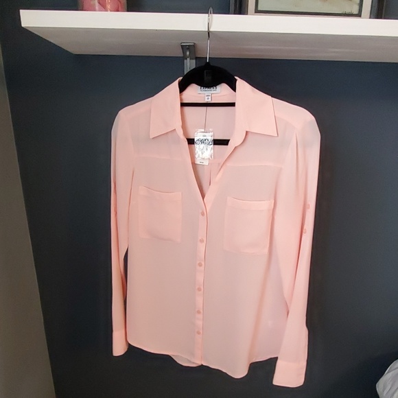 Express Tops - Express NWT salmon color button up shirt